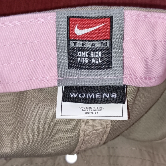 Nike Women's North Carolina Tar Heels Tan pink Ball Cap - Picture 7 of 11